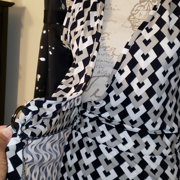 Banana Republic Wrap Around Dress - Picture 3 of 8